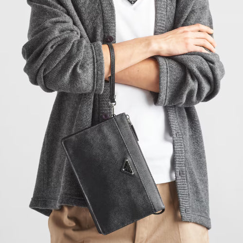 프라다 사피아노 가죽 파우치 · 조** 고객님